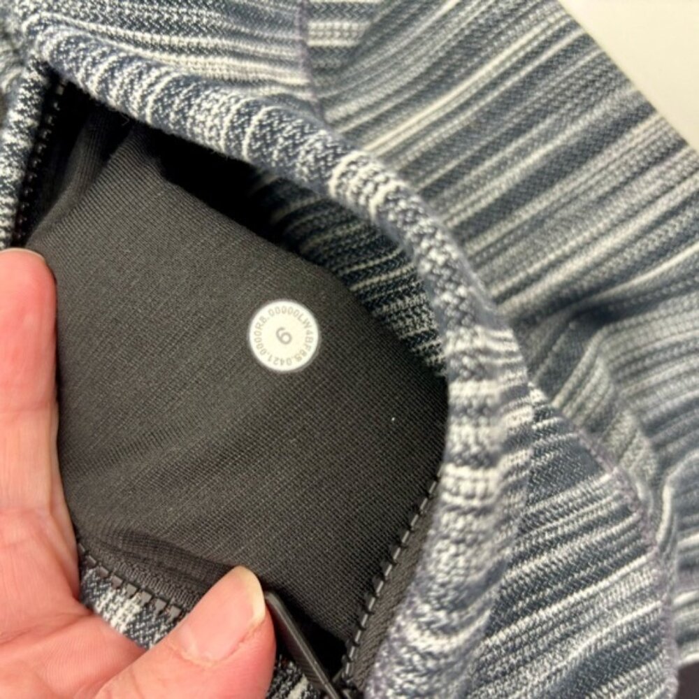 Lululemon Hooded Define Jacket Nulu Grey Size 6 - Picture 16 of 16